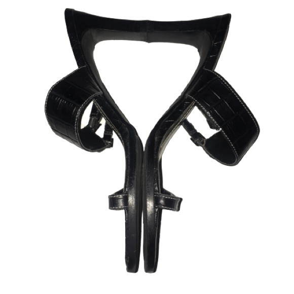 CHAPS Kourtney Black Strappy Slip on Heels 6.5 - Picture 3 of 6